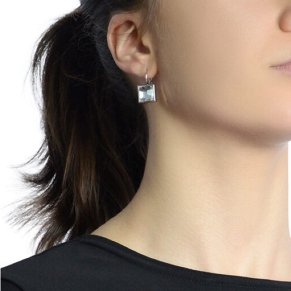 Myka Yellow Crystals Silverstone Square Earrings - Picture 10 of 10